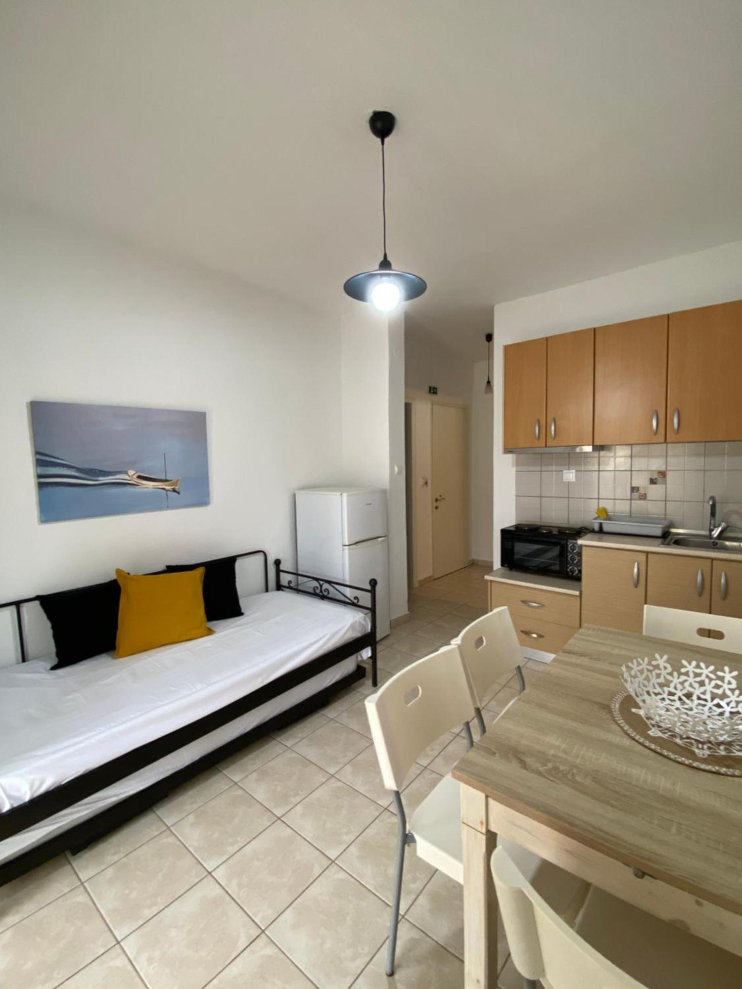Georgoudi Apartments Никити Экстерьер фото